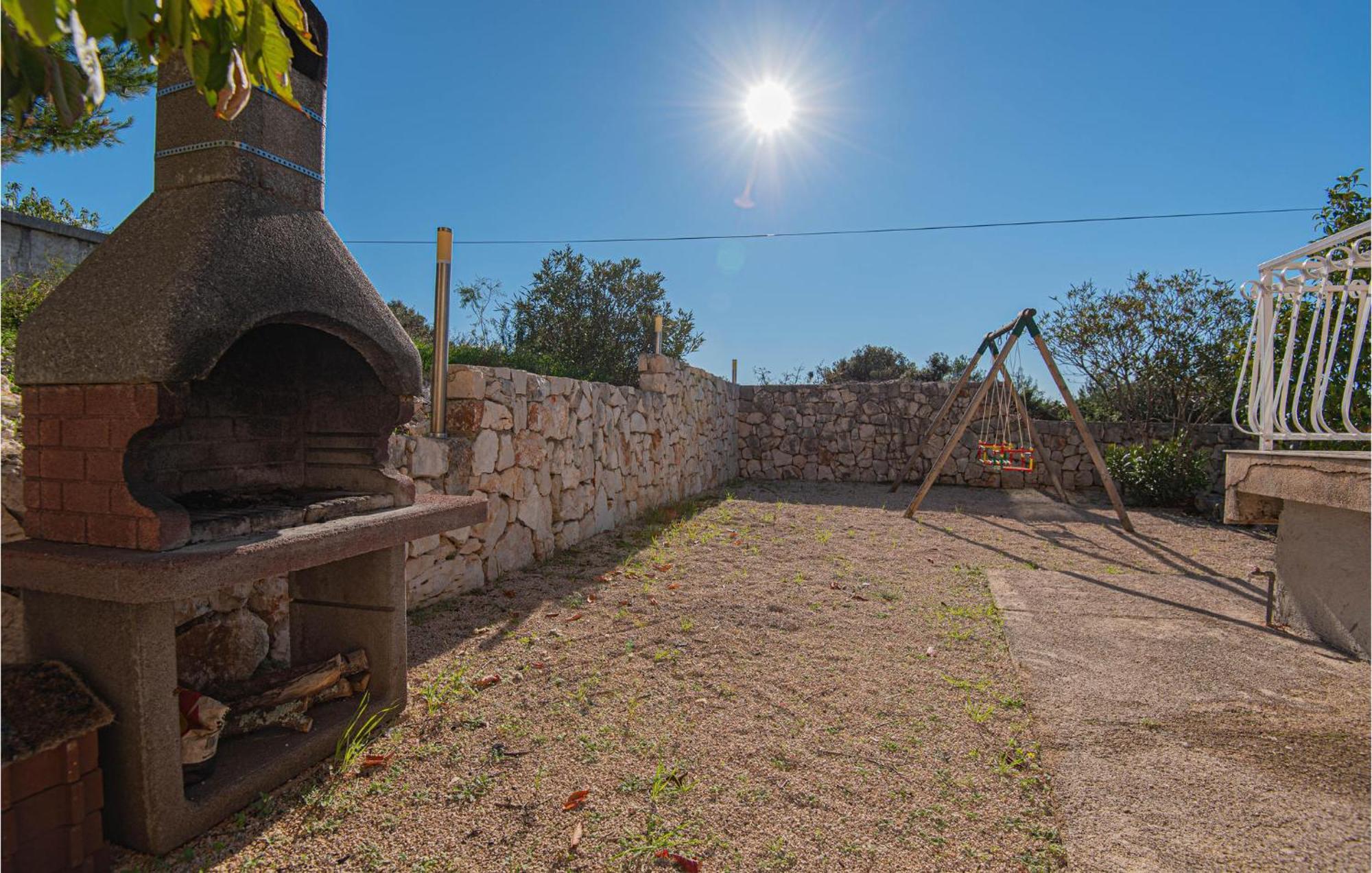 Cozy Home In Dolac With Kitchen Primošten Buitenkant foto